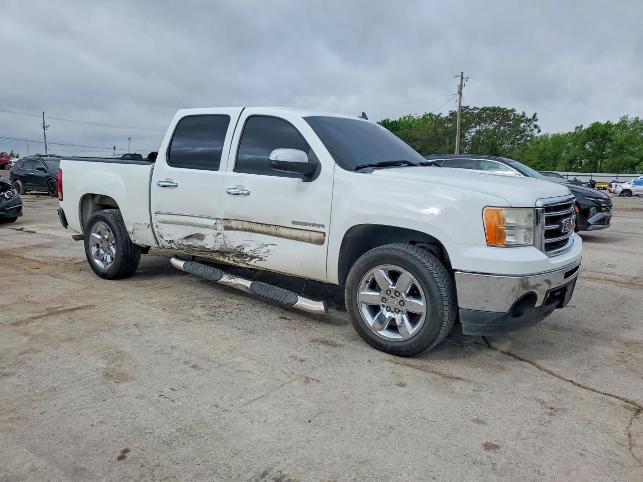 2012 GMC SIERRA C1500 SLE photo 4