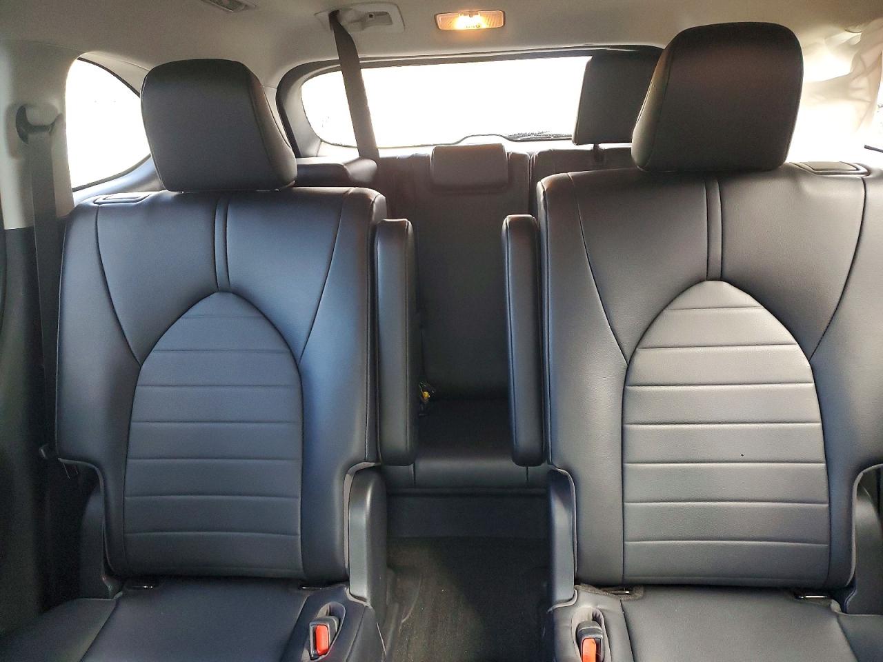2023 TOYOTA HIGHLANDER XLE photo 28