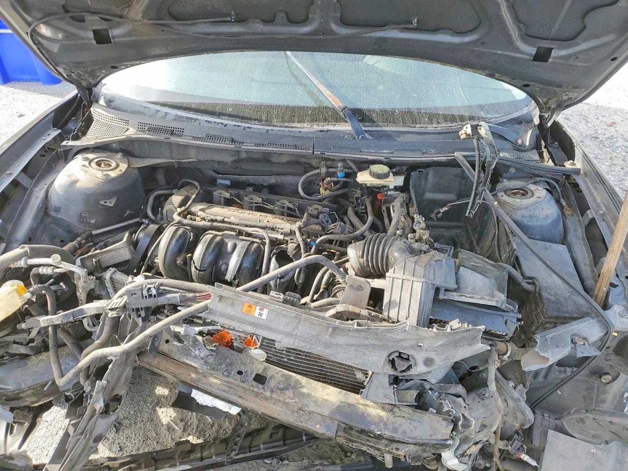 2004 MAZDA 3 photo 21