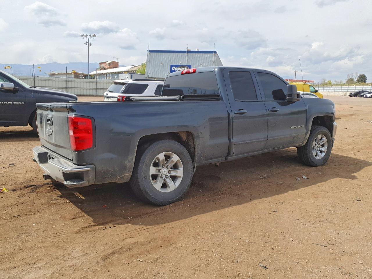2017 CHEVROLET SILVERADO K1500 LT photo 7