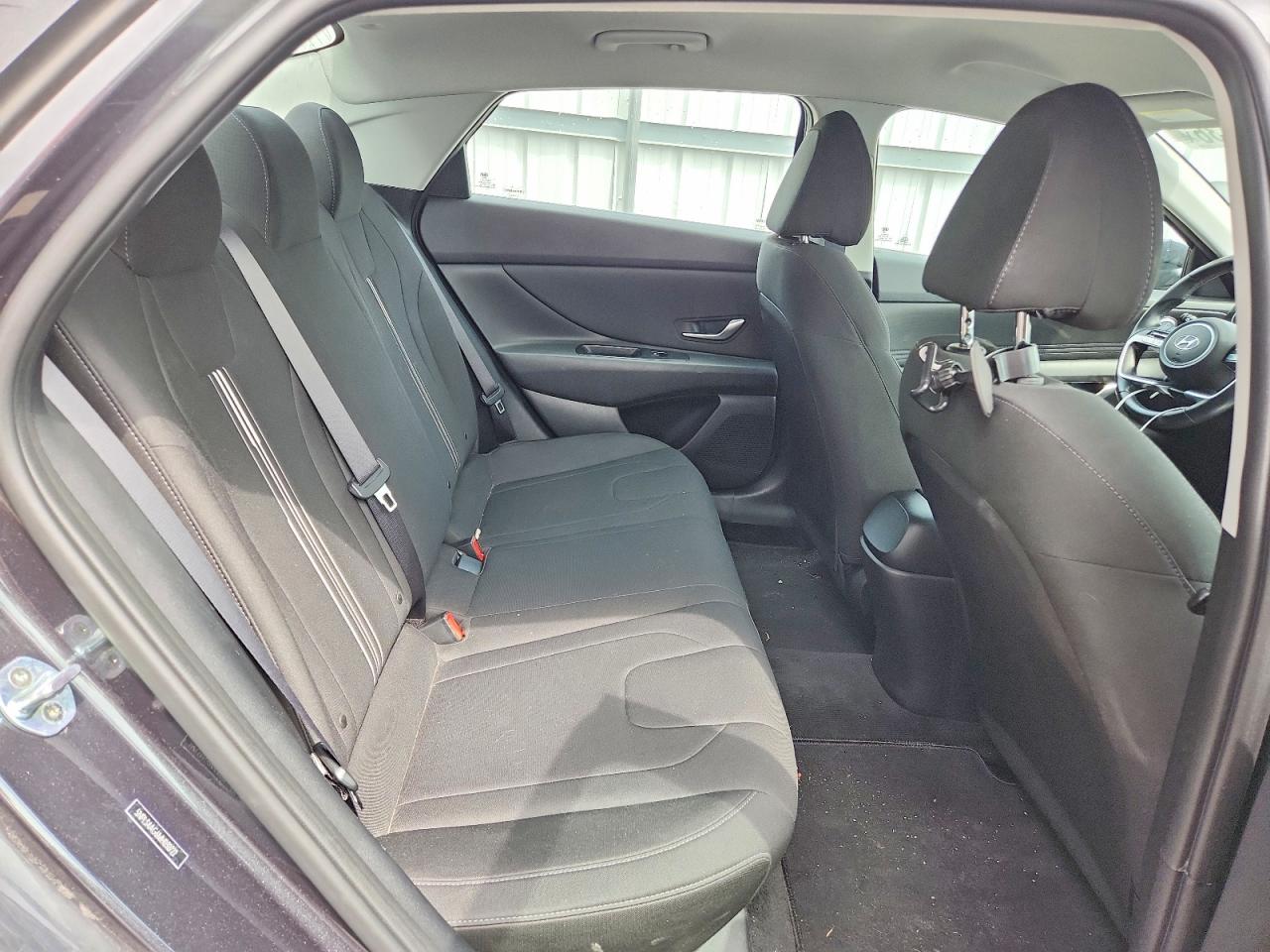 2021 HYUNDAI ELANTRA SEL photo 10