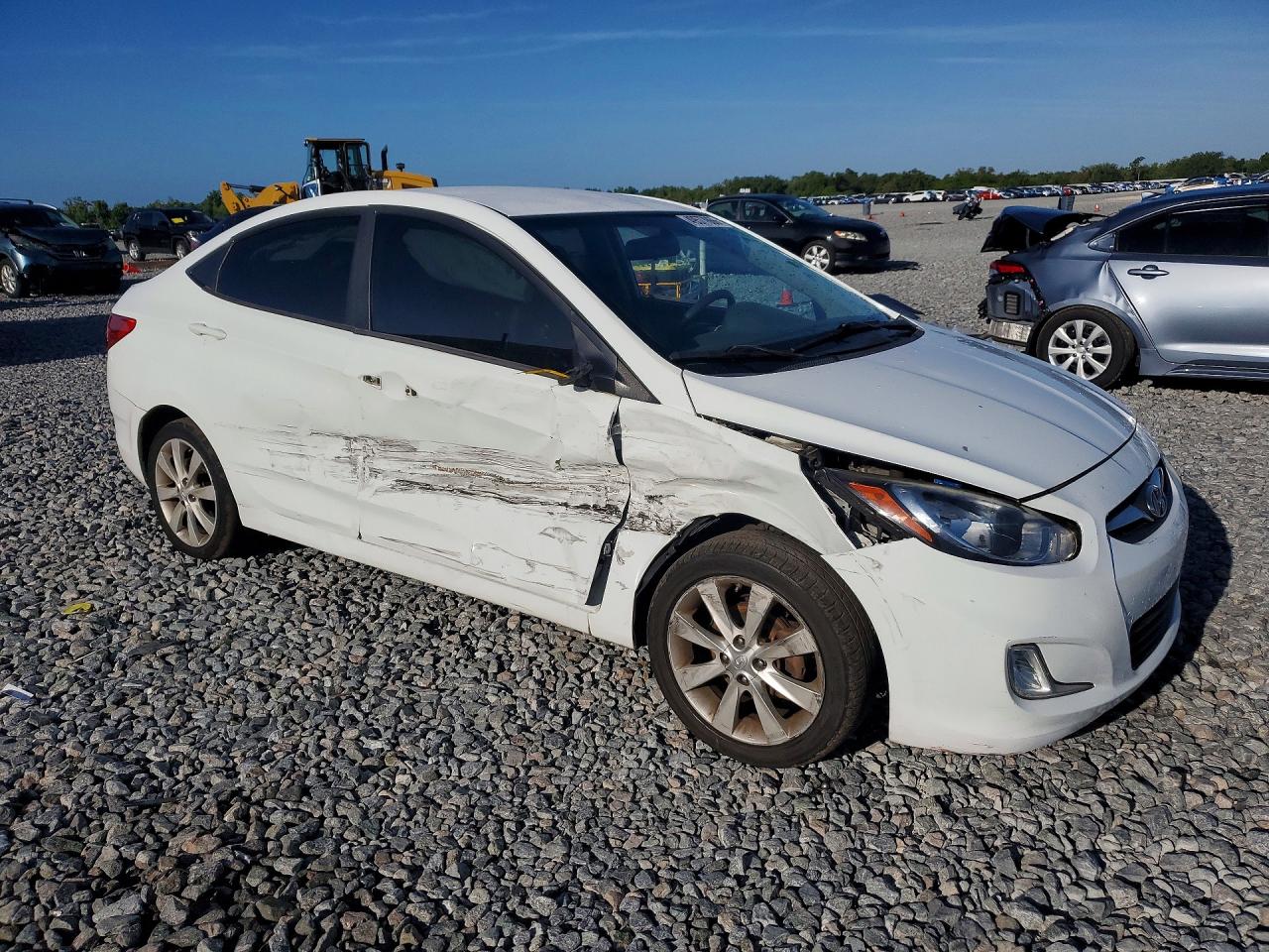 2012 HYUNDAI ACCENT GLS photo 10