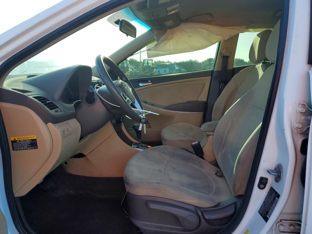 2012 HYUNDAI ACCENT GLS photo 19