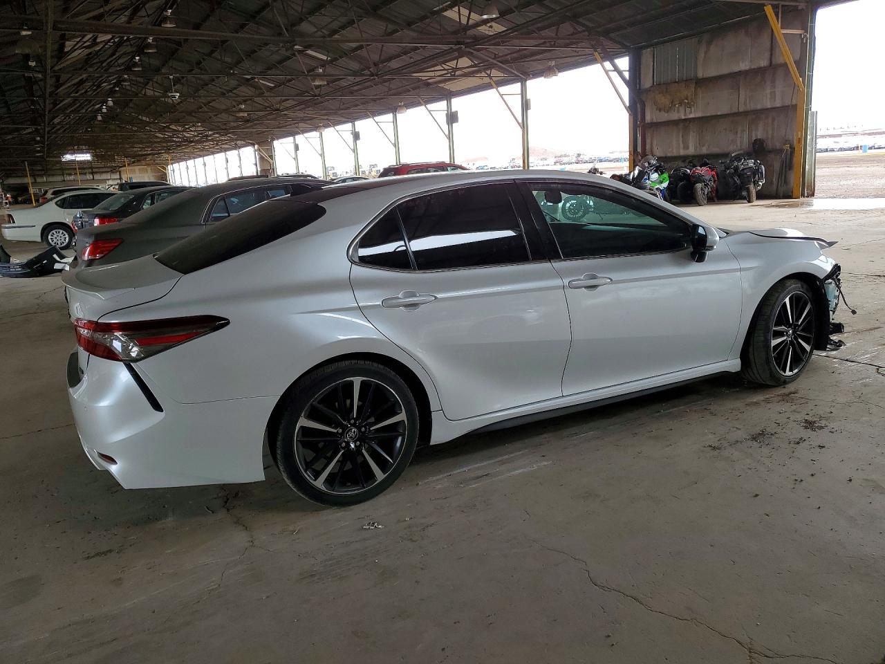 2019 TOYOTA CAMRY XSE V6 photo 5