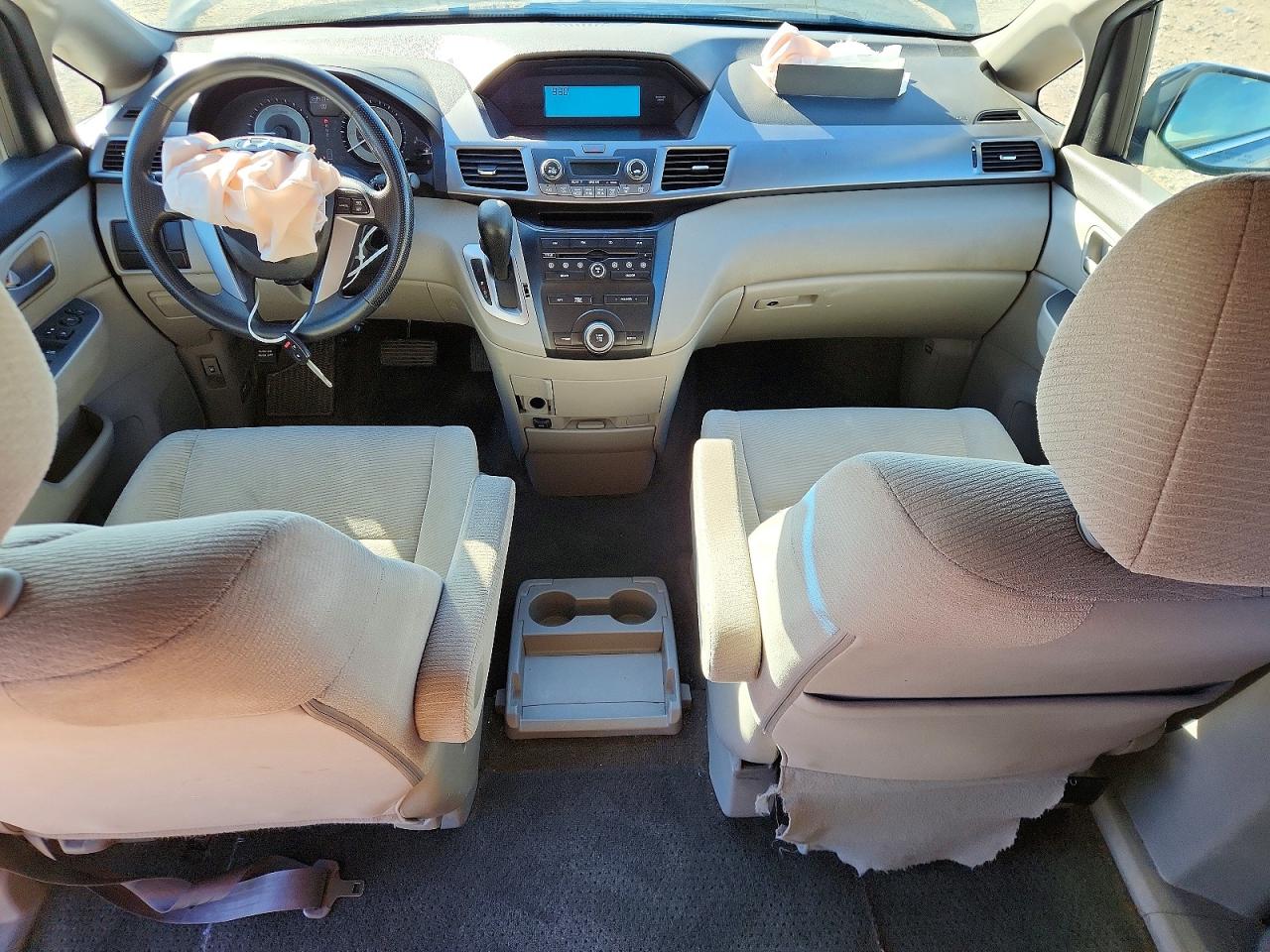2012 HONDA ODYSSEY LX photo 15