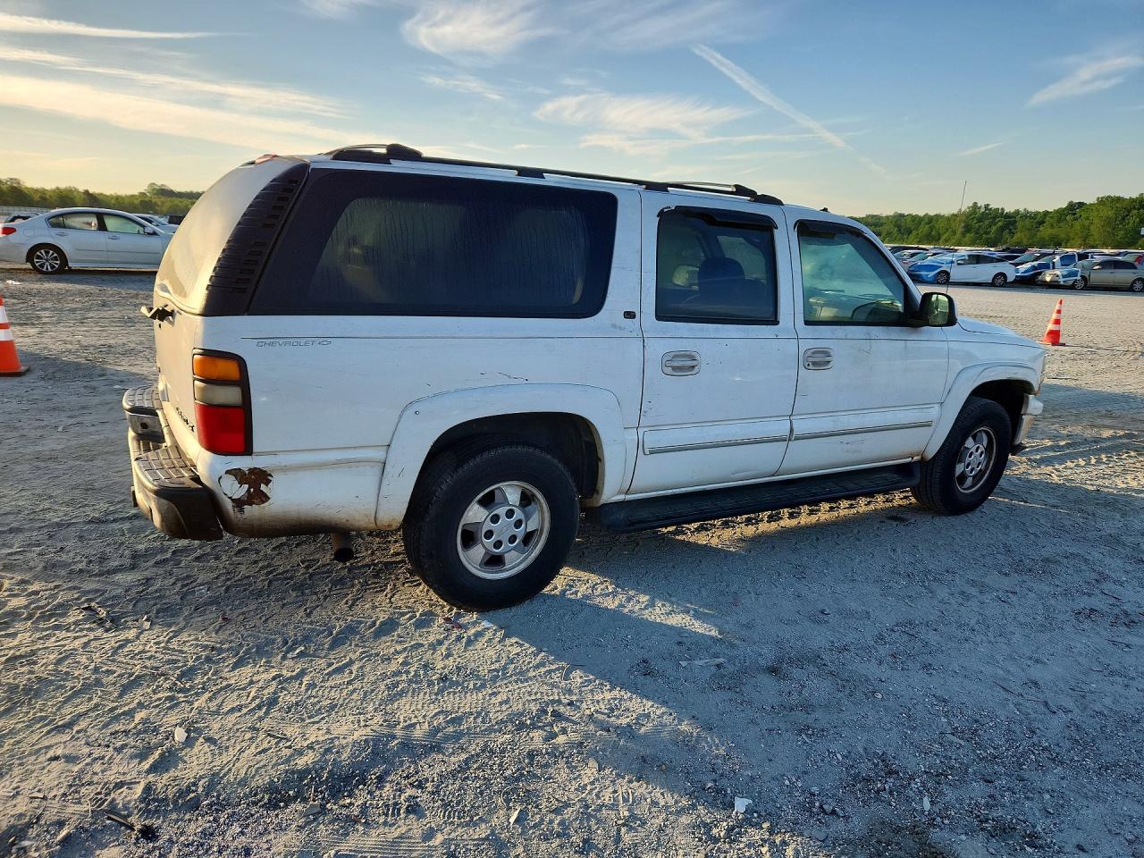 2003 CHEVROLET SUBURBAN C1500 photo 5