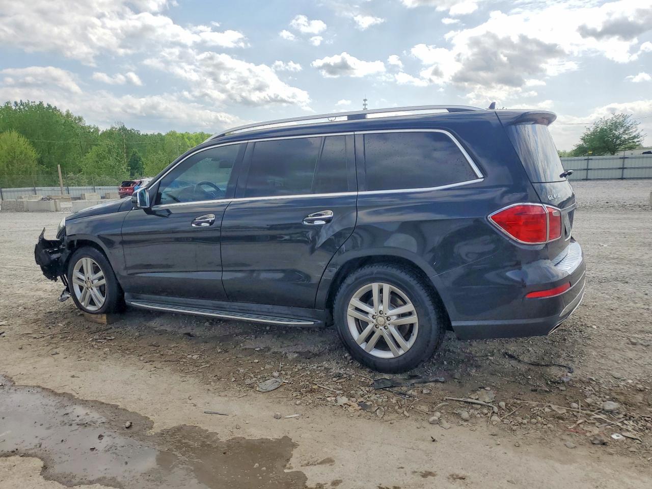 2013 MERCEDES-BENZ GL 450 4MATIC photo 2