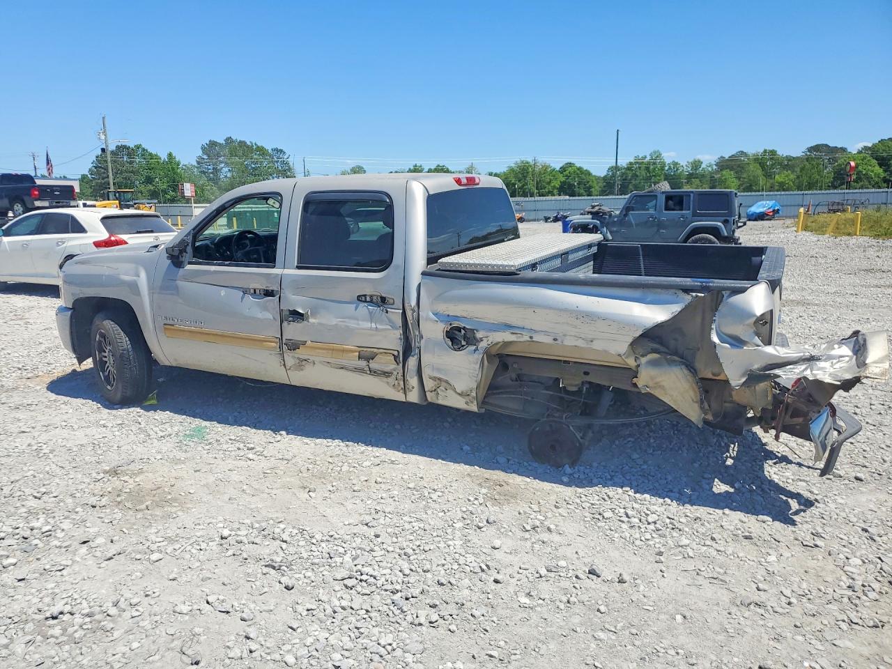 2009 CHEVROLET SILVERADO C1500 LT photo 3