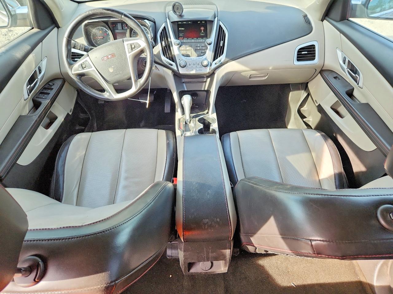 2012 GMC TERRAIN SLT photo 15