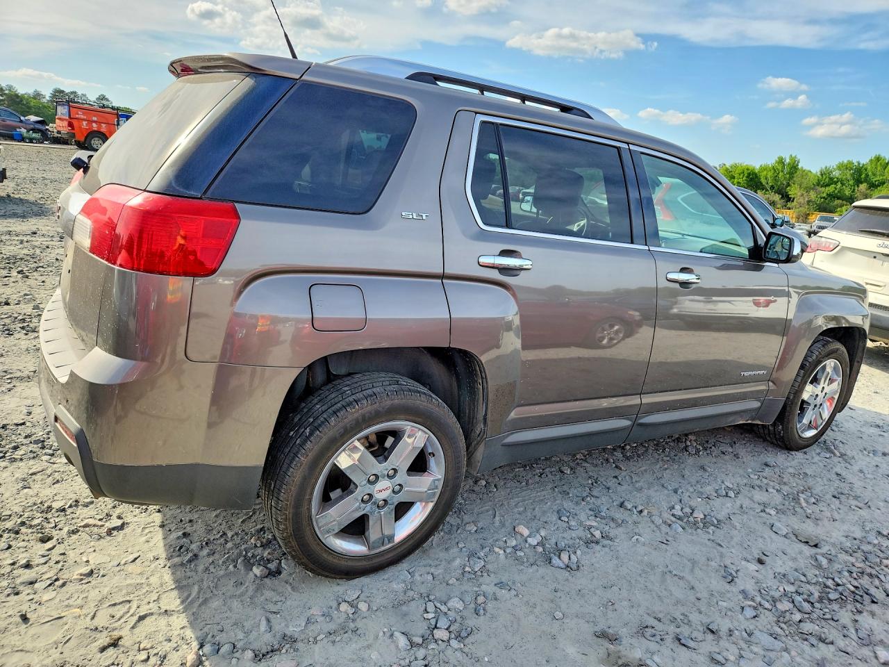 2012 GMC TERRAIN SLT photo 5
