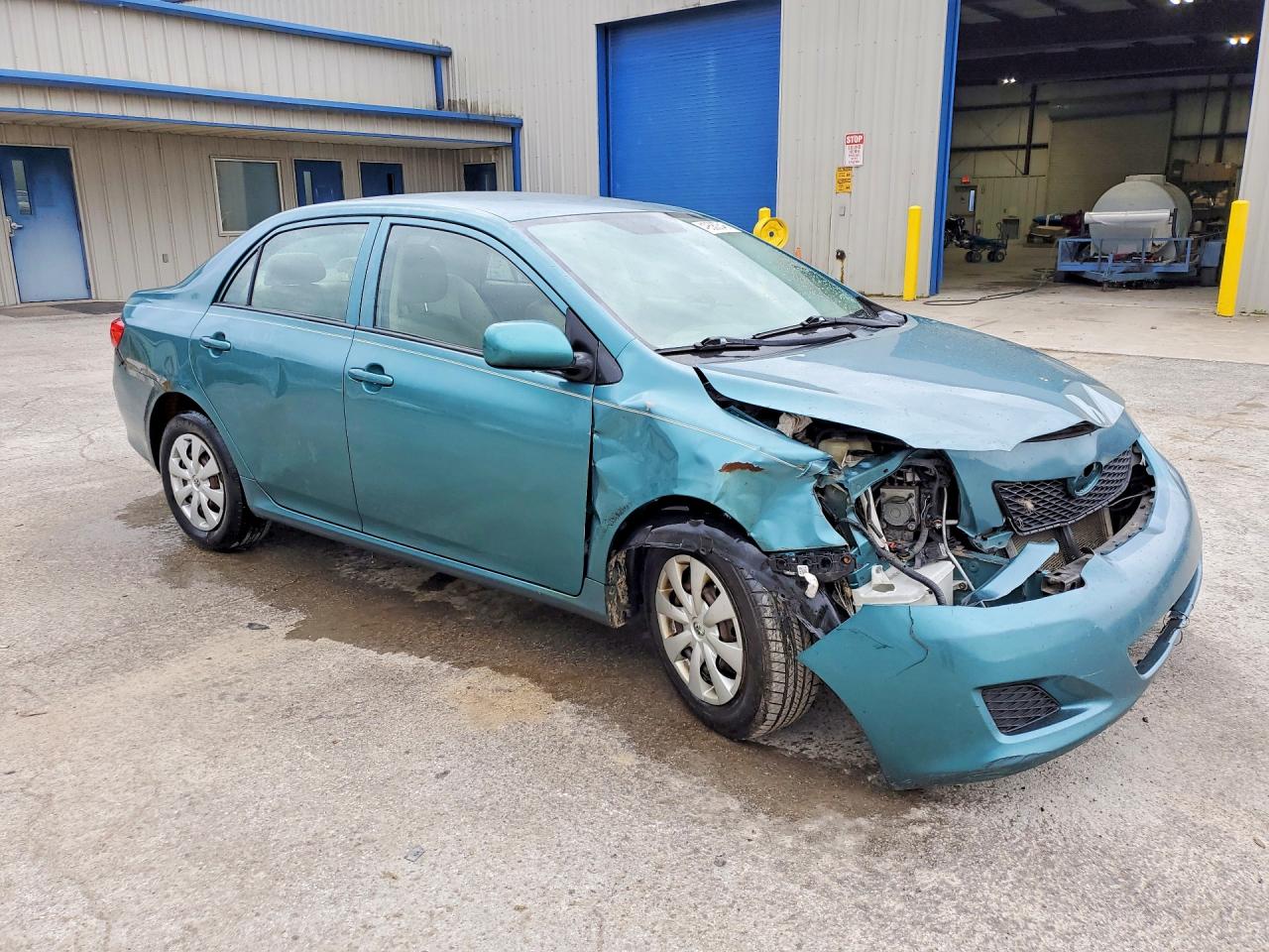2010 TOYOTA COROLLA LE photo 7