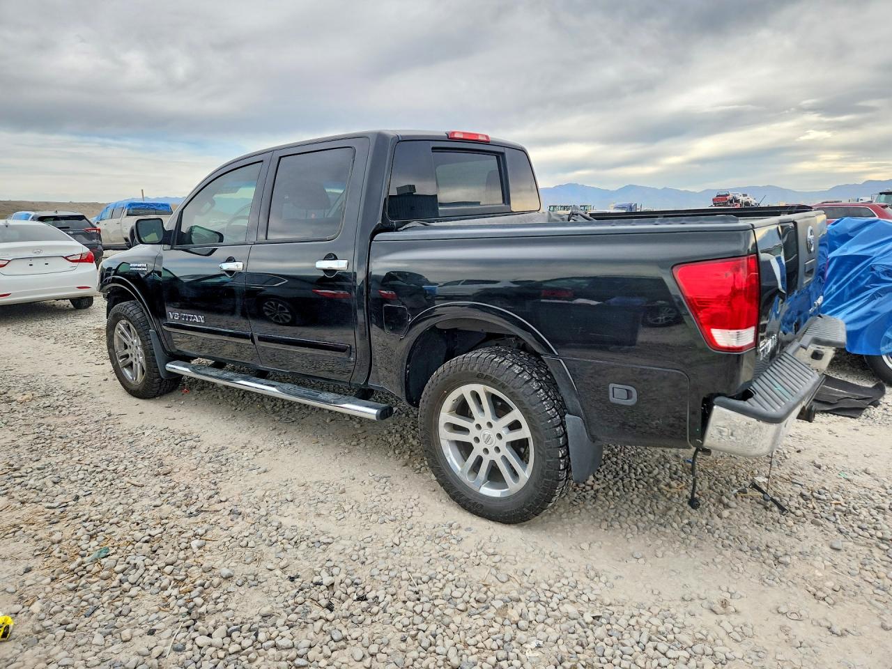 2012 NISSAN TITAN SV photo 3