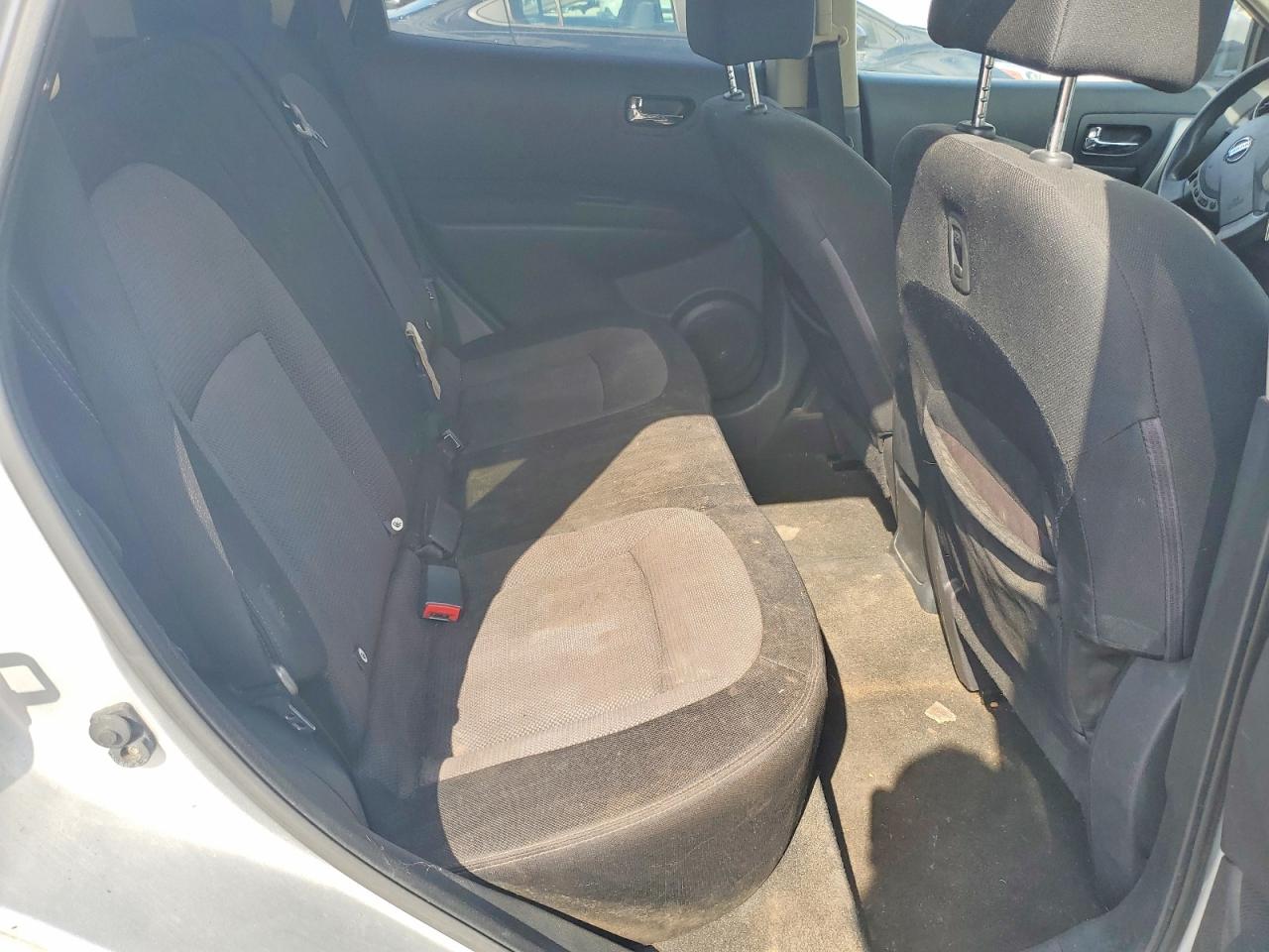 2011 NISSAN ROGUE S photo 19