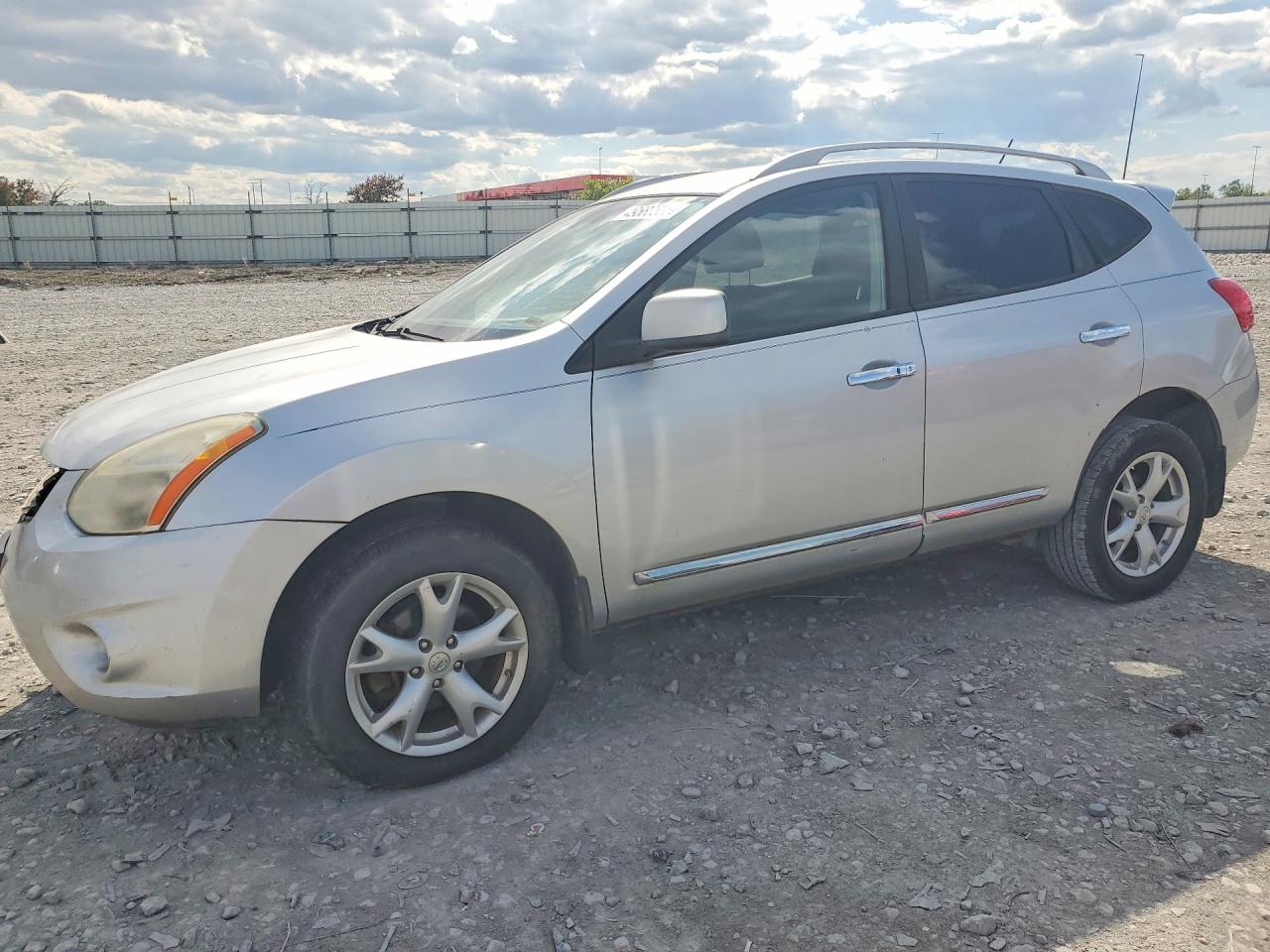 2011 NISSAN ROGUE
