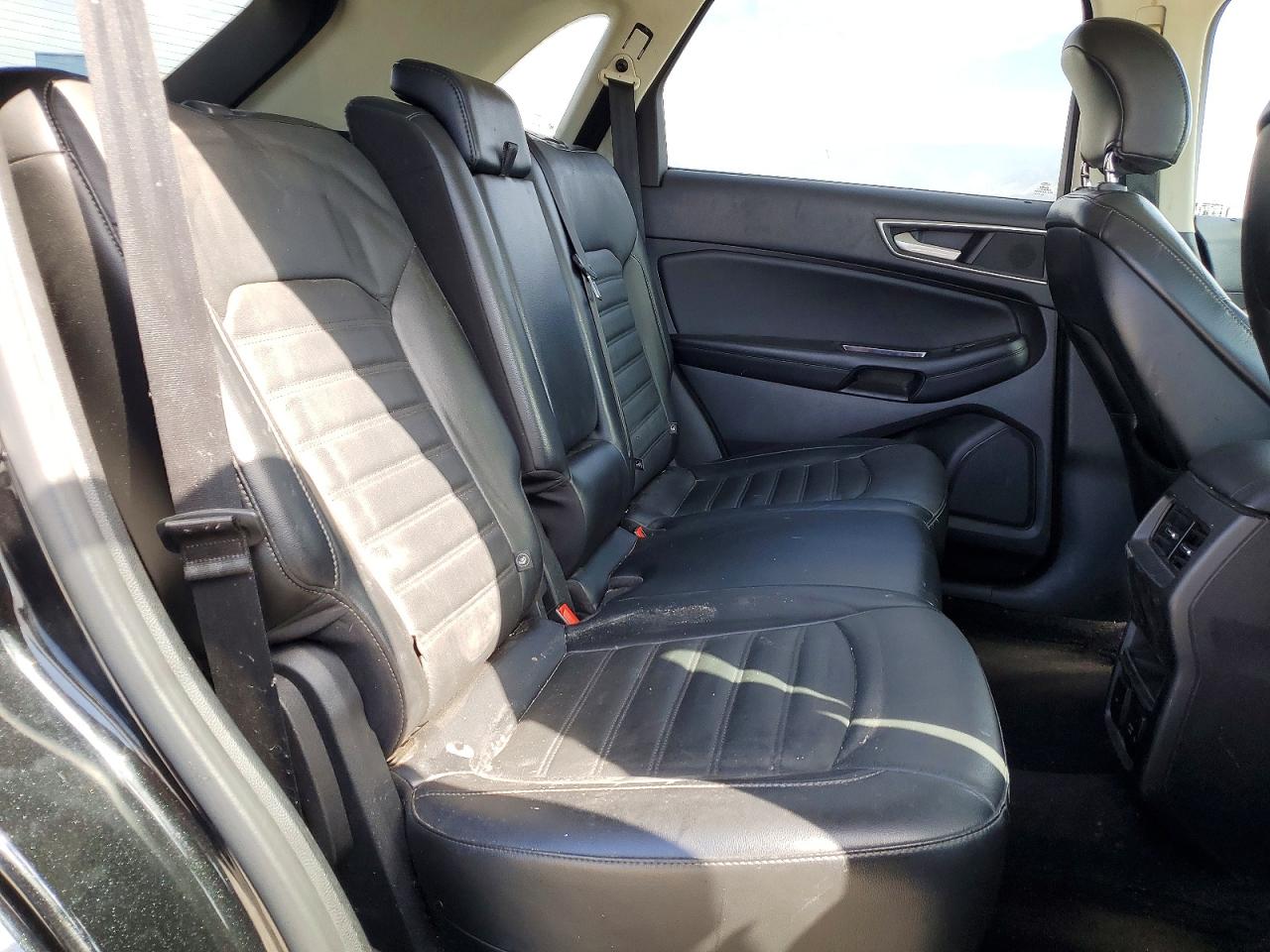 2015 FORD EDGE SEL photo 31