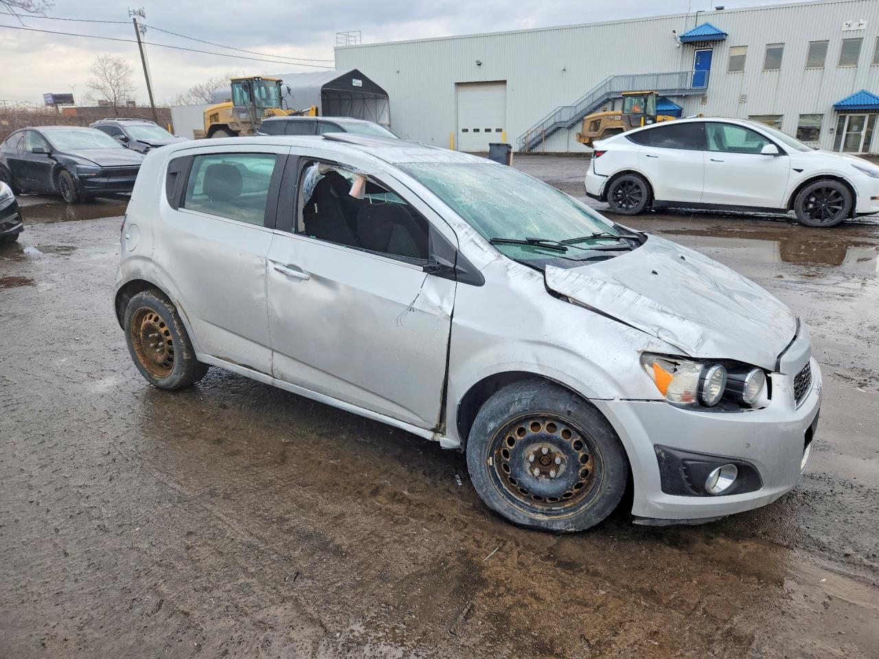 2014 CHEVROLET SONIC LT photo 4