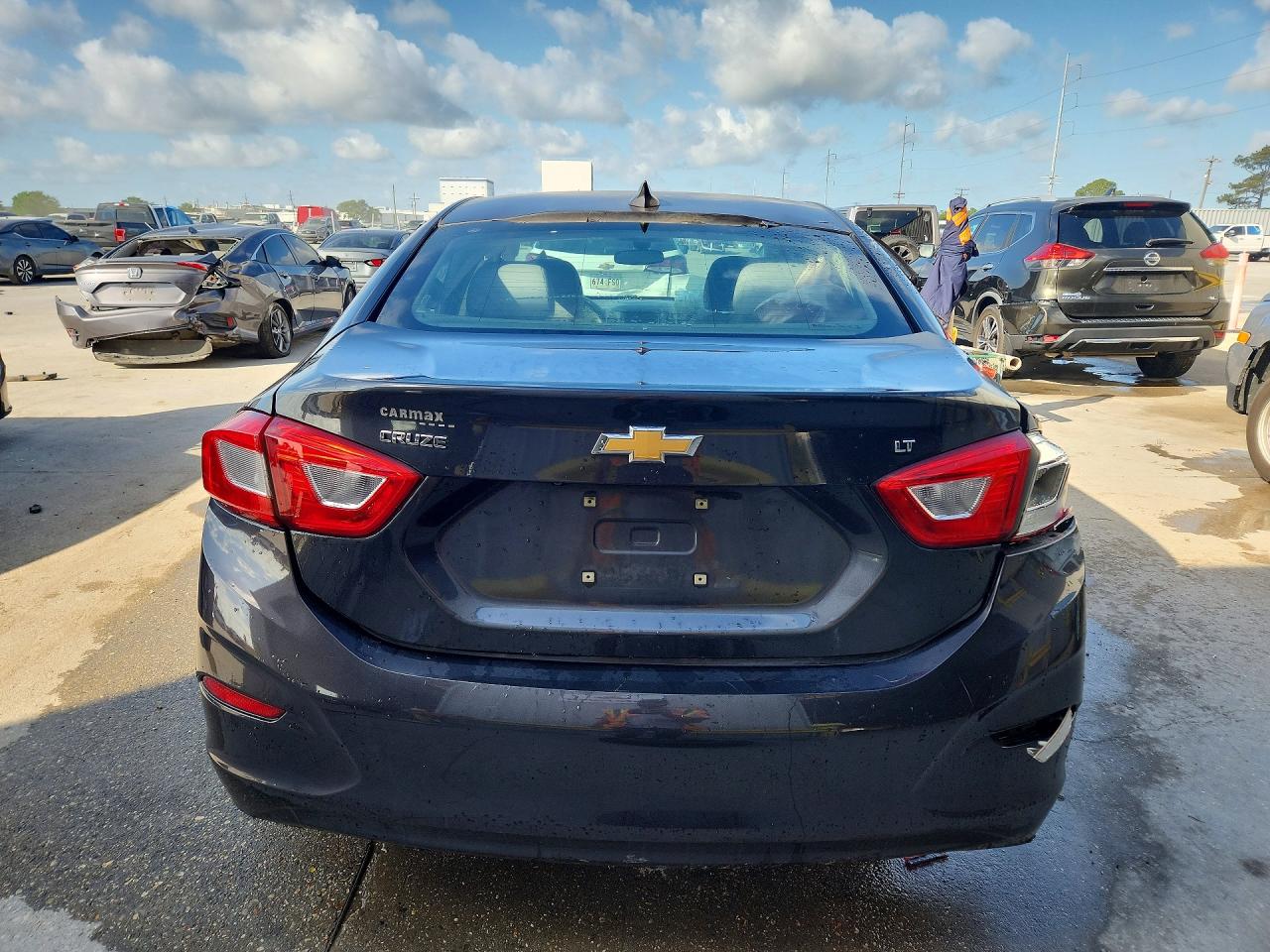 2016 CHEVROLET CRUZE LT photo 11