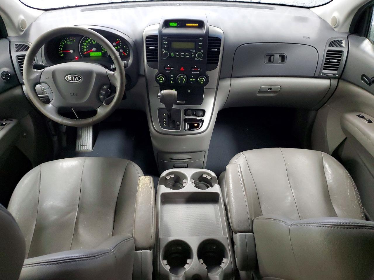 2008 KIA SEDONA LX photo 15