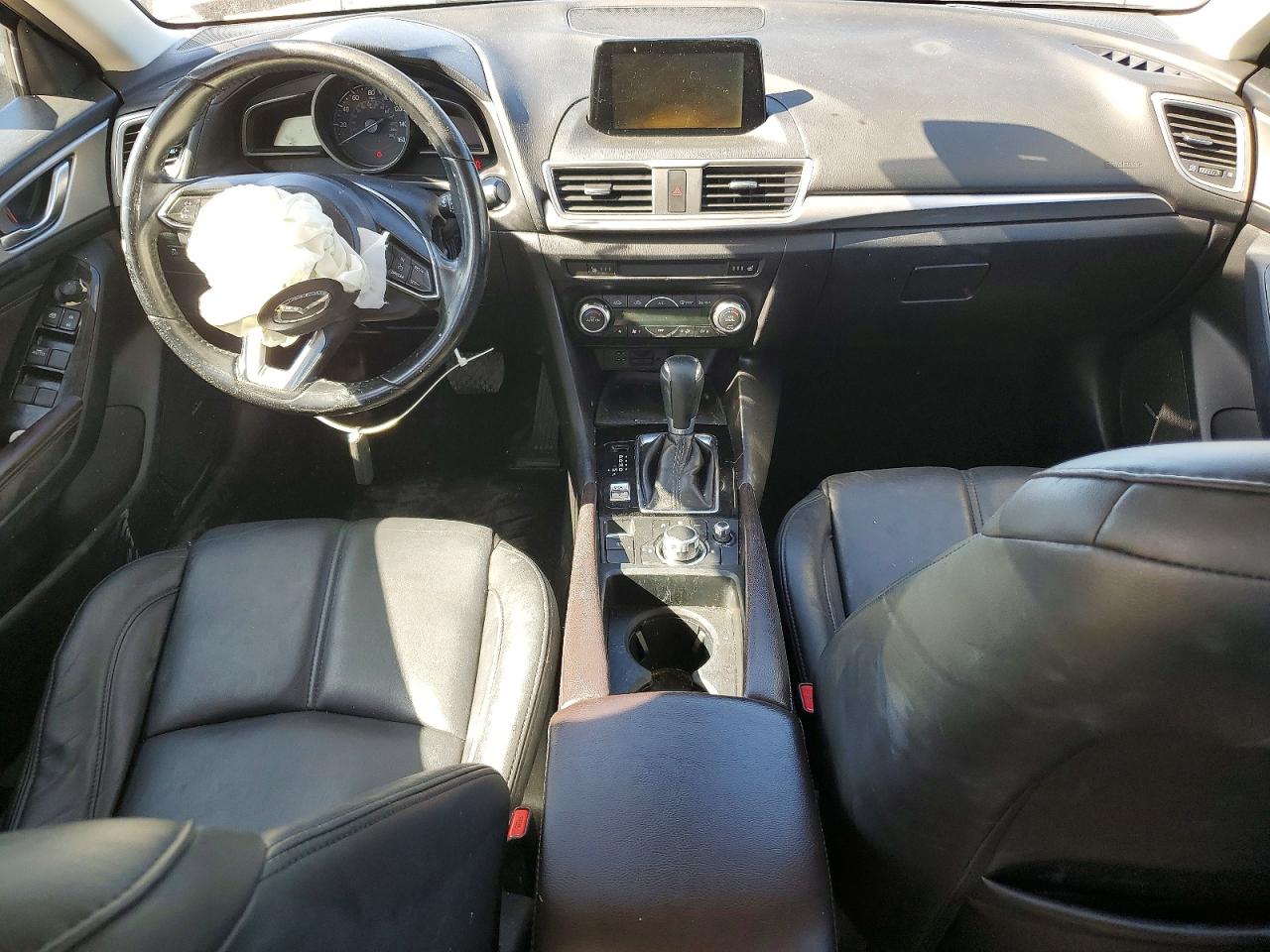 2018 MAZDA 3 TOURING photo 15