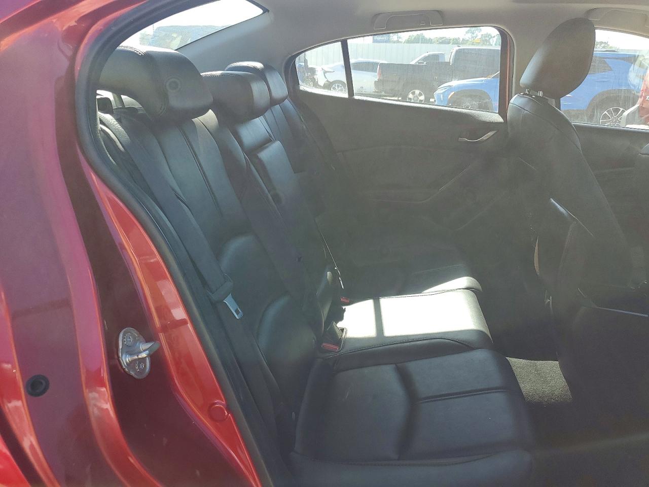 2018 MAZDA 3 TOURING photo 19
