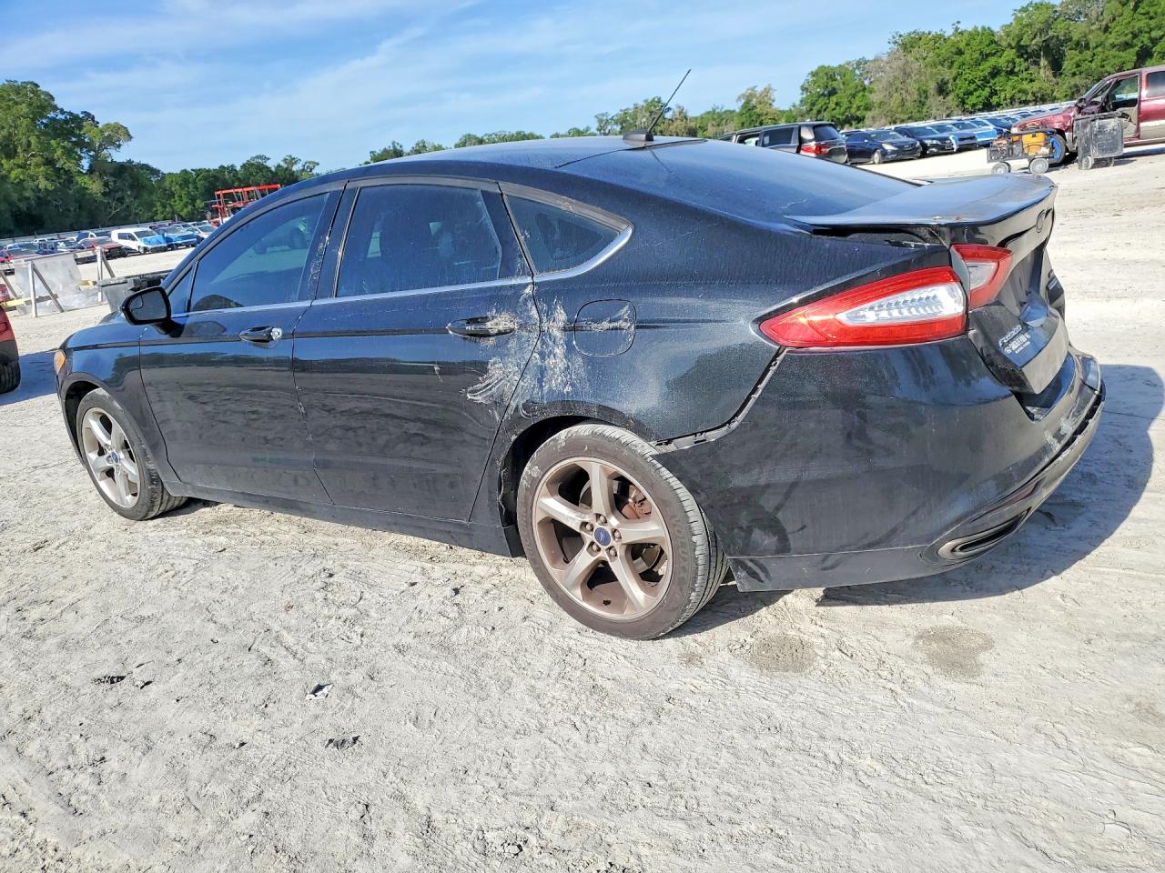 2015 FORD FUSION SE photo 3