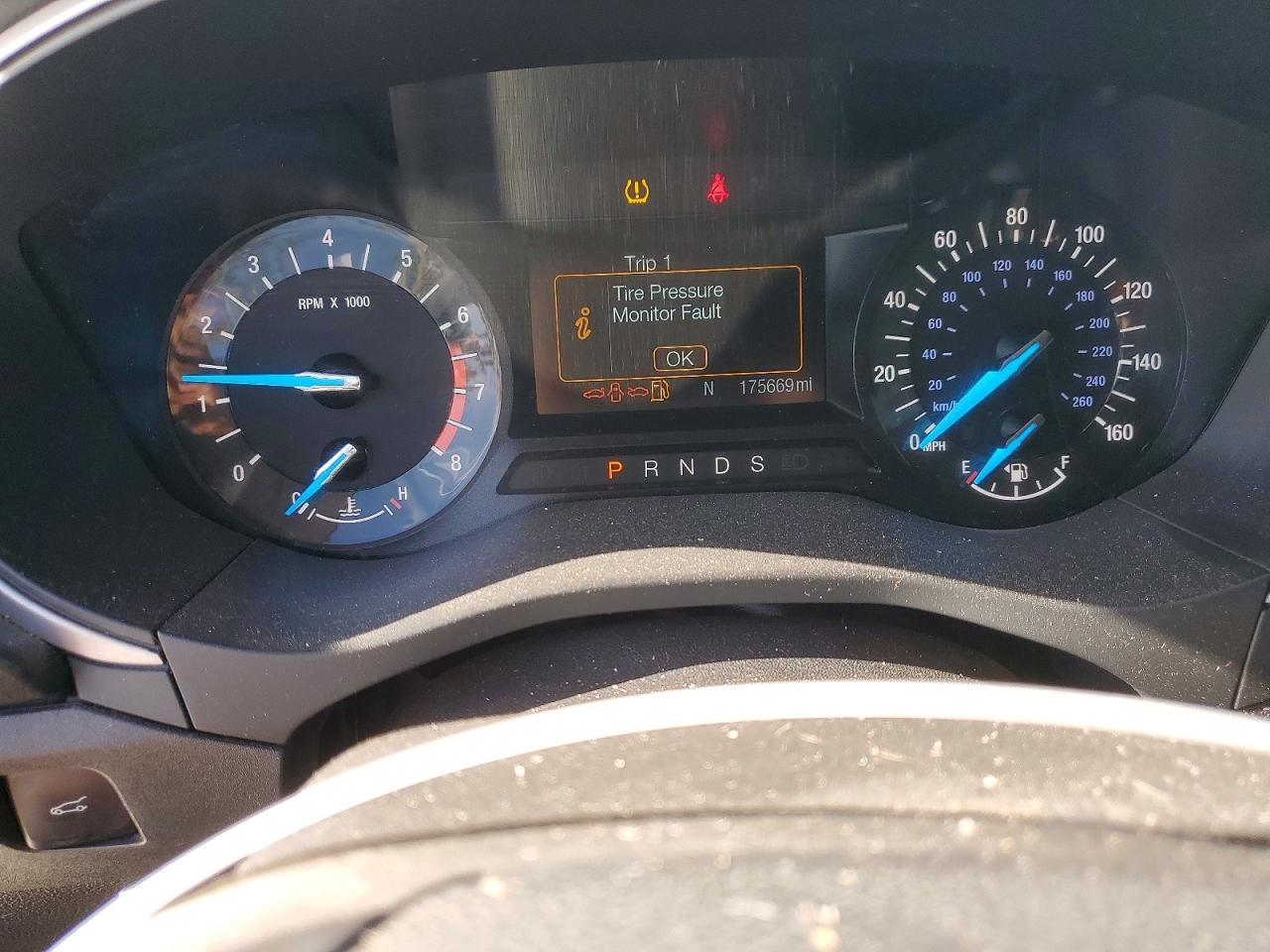 2015 FORD FUSION SE photo 17