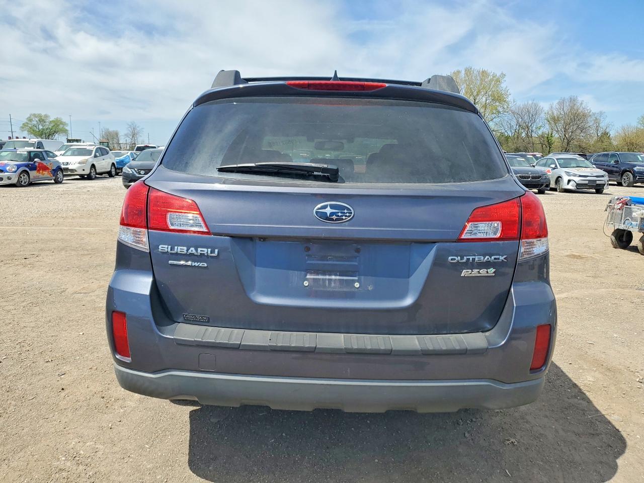 2014 SUBARU OUTBACK 2.5I LIMITED photo 11