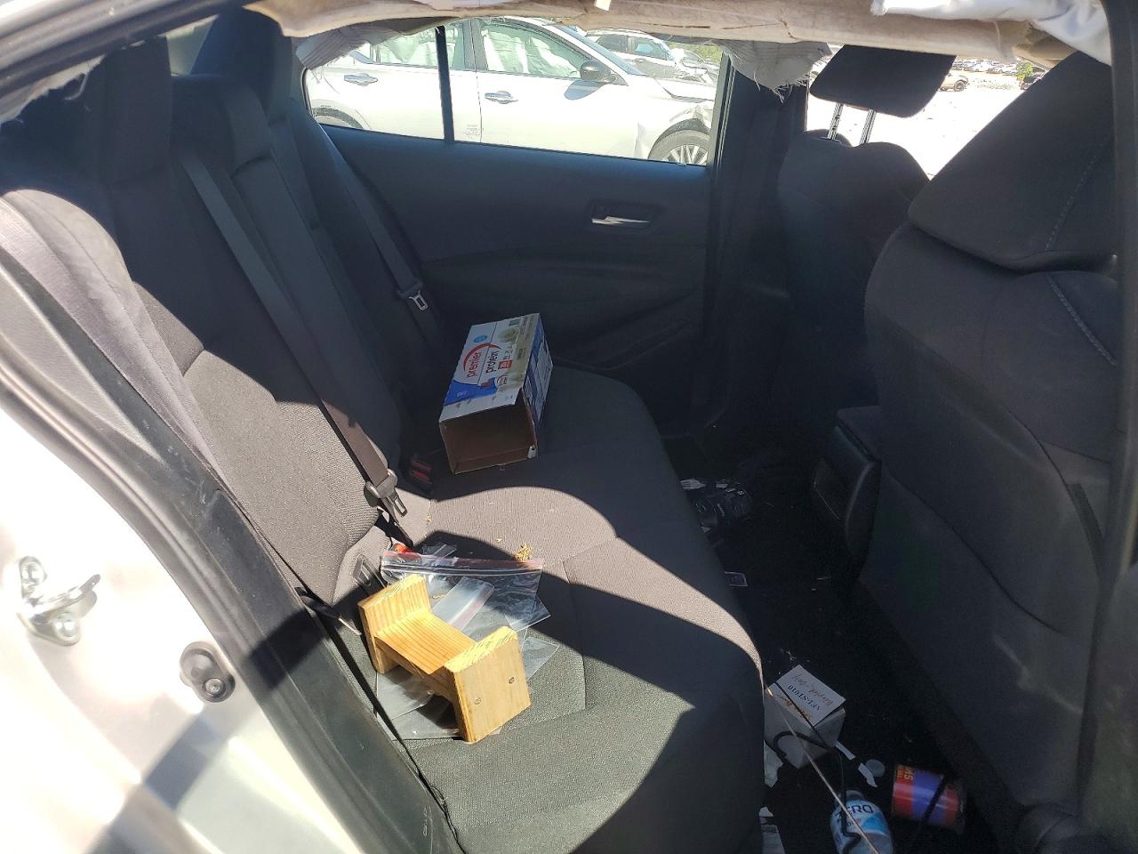 2021 TOYOTA COROLLA photo 19