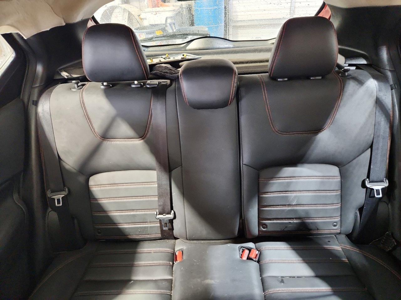 2019 NISSAN KICKS SR photo 28