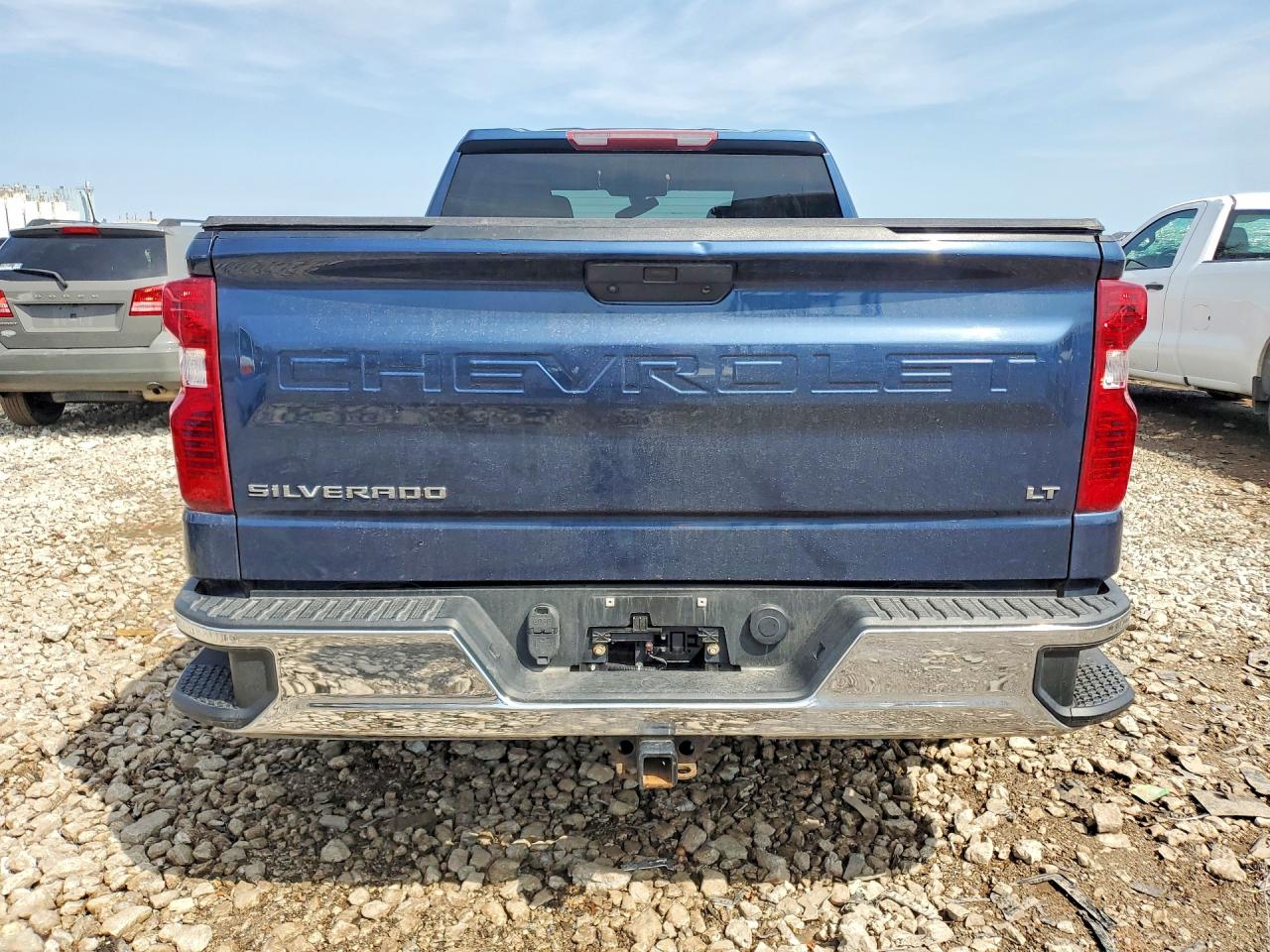 2019 CHEVROLET SILVERADO K1500 LT photo 16