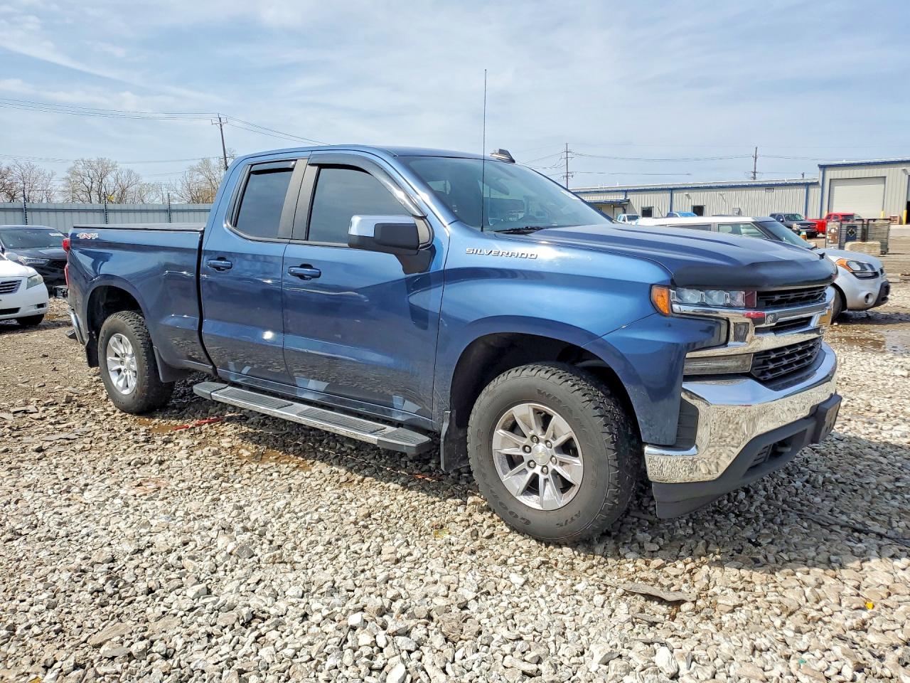 2019 CHEVROLET SILVERADO K1500 LT photo 10