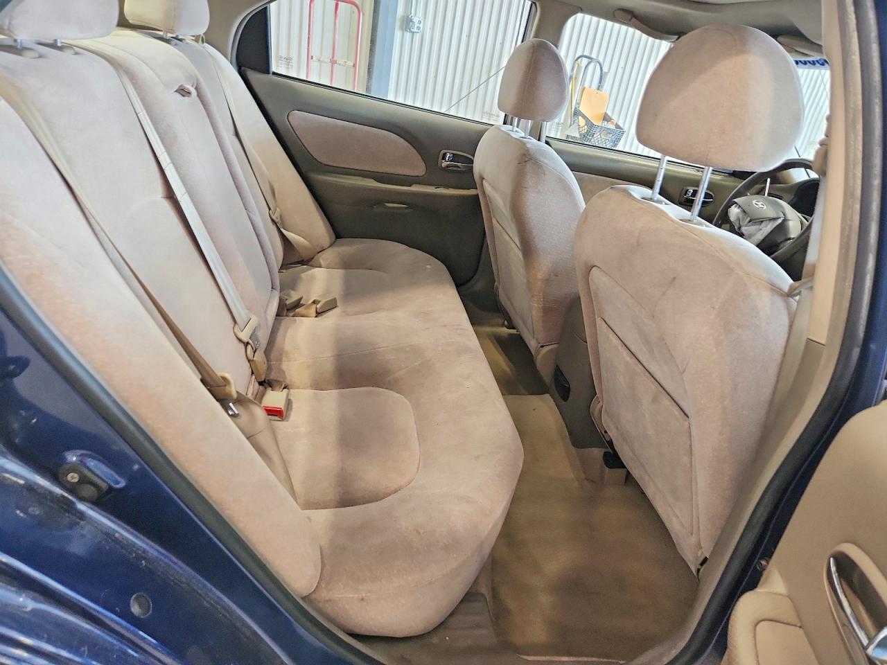 2005 HYUNDAI SONATA GL photo 10