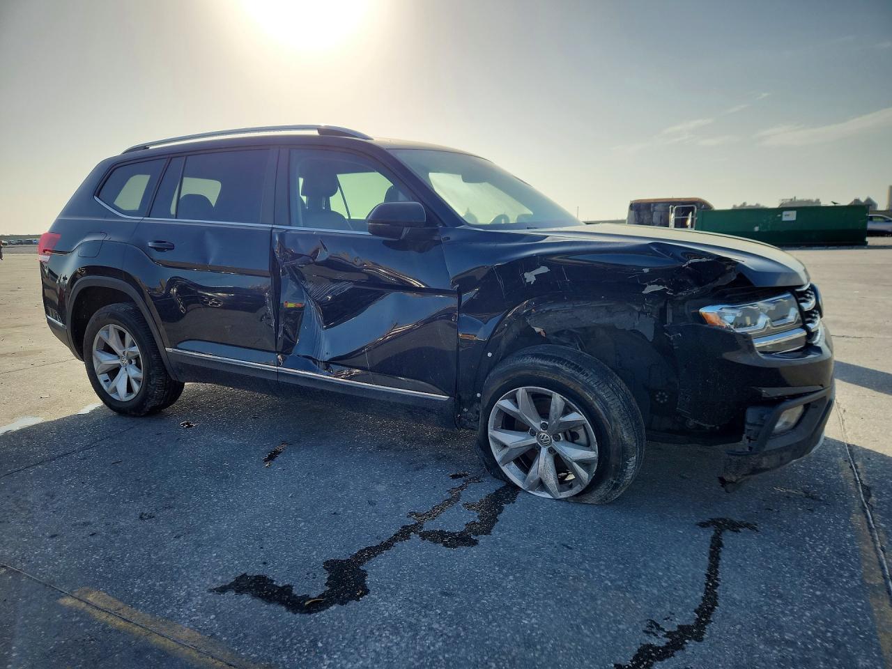 2018 VOLKSWAGEN ATLAS SEL photo 4