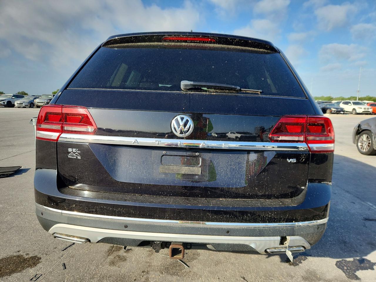 2018 VOLKSWAGEN ATLAS SEL photo 6