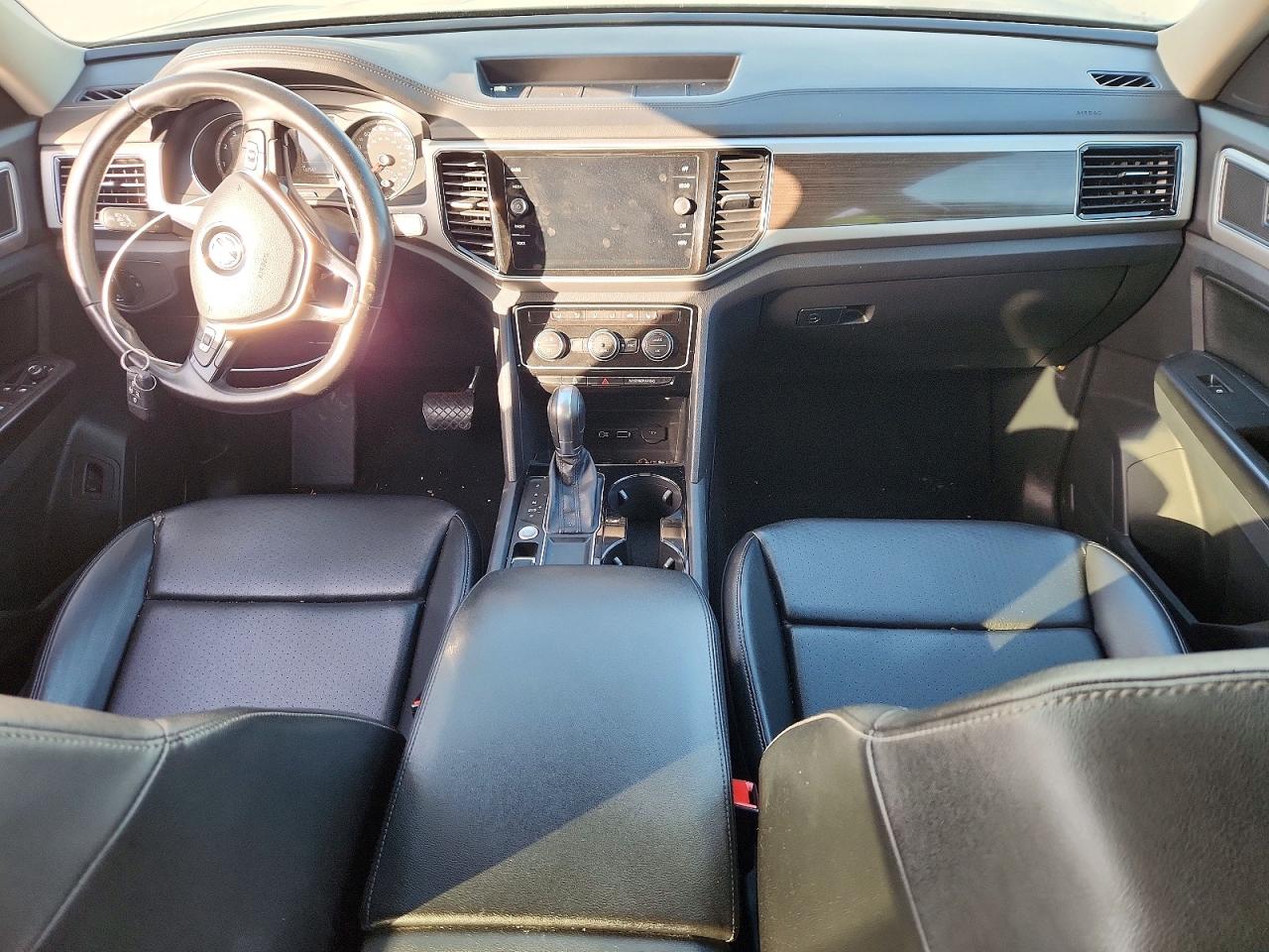 2018 VOLKSWAGEN ATLAS SEL photo 8