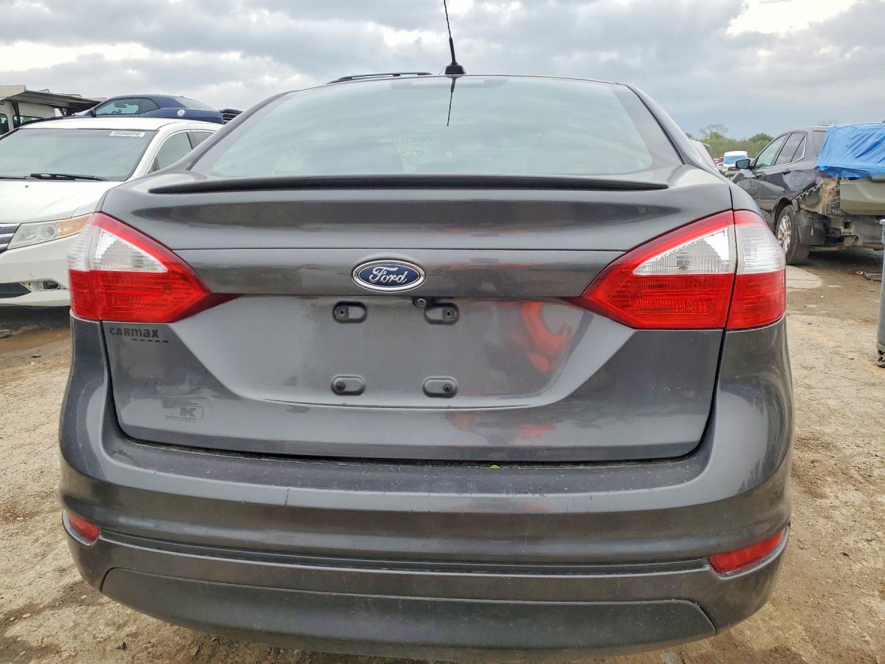 2019 FORD FIESTA SE photo 11