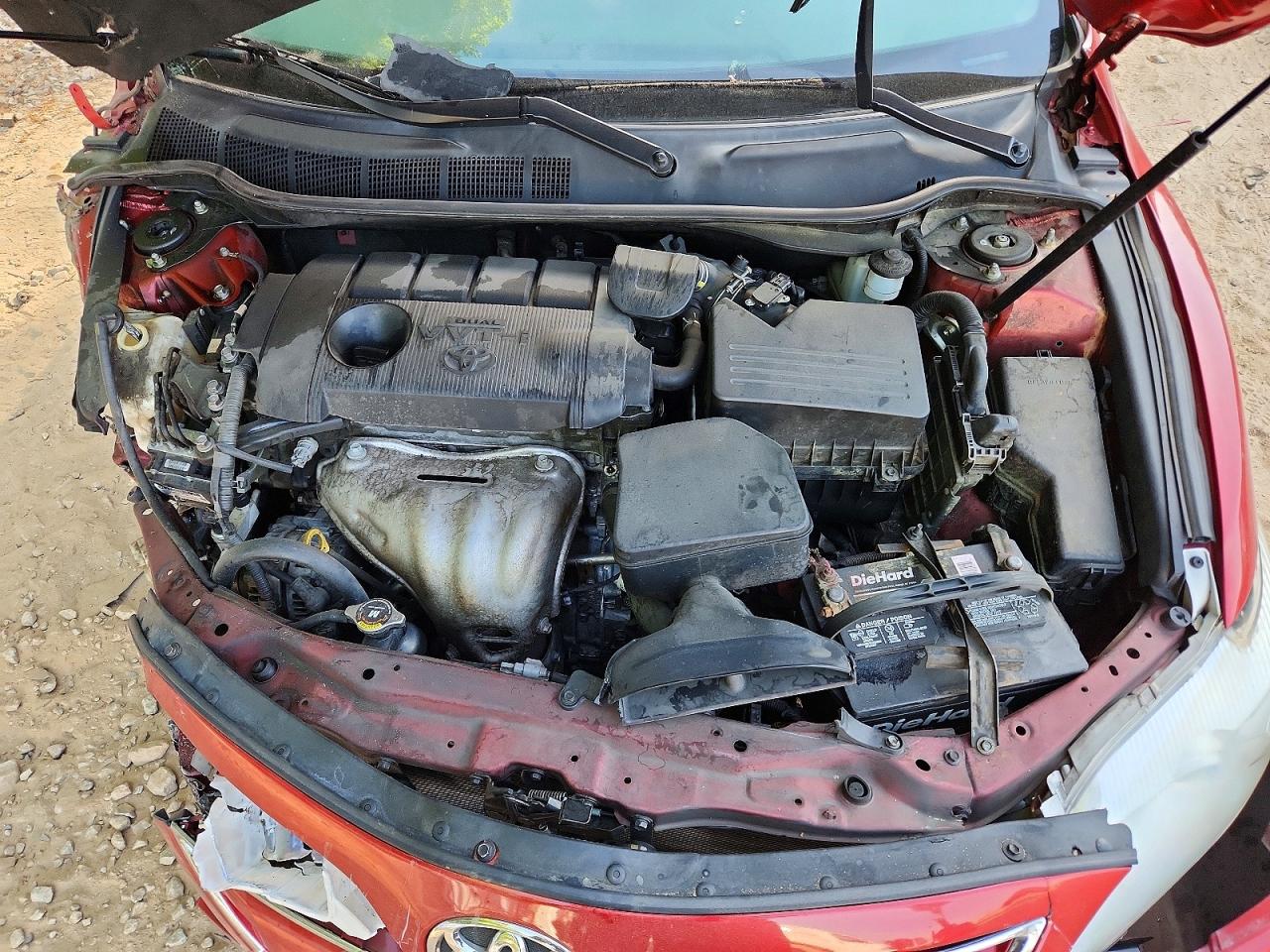 2011 TOYOTA CAMRY LE photo 31