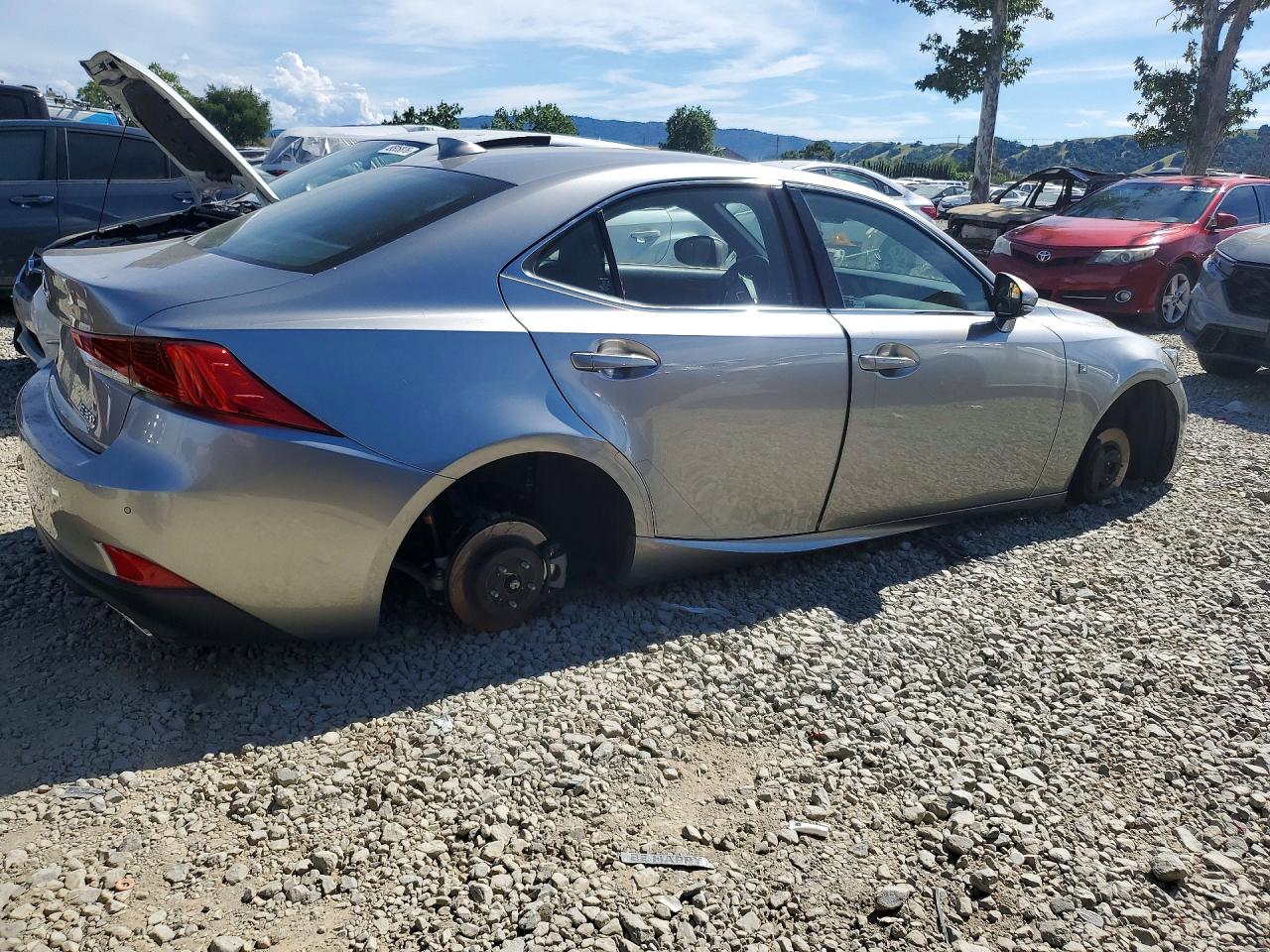 2019 LEXUS IS 300 photo 5