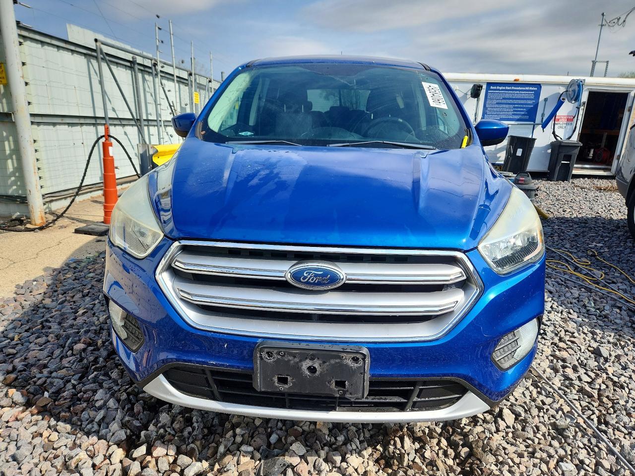 2017 FORD ESCAPE SE photo 9