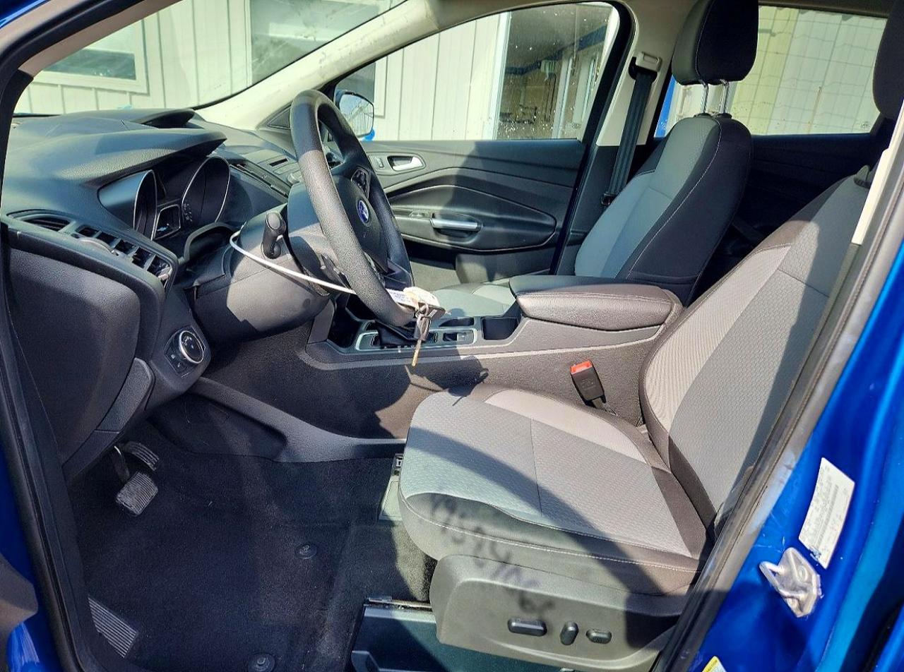 2017 FORD ESCAPE SE photo 13