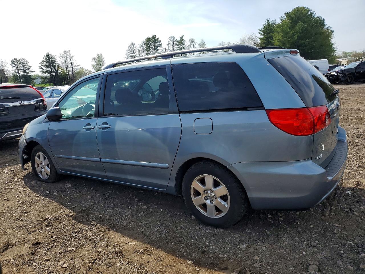 2008 TOYOTA SIENNA LE 7-PASSENGER photo 4