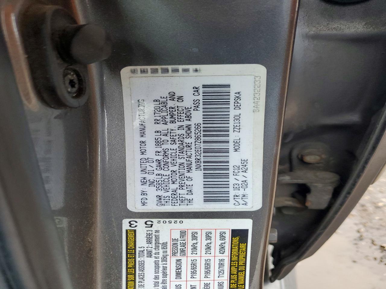 2007 TOYOTA COROLLA S photo 23