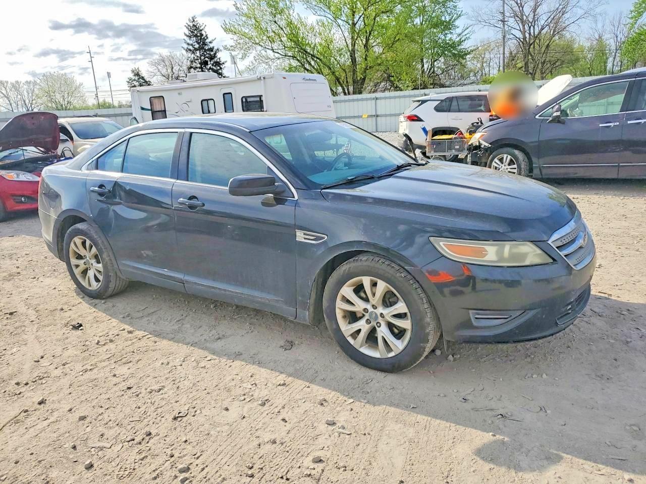 2011 FORD TAURUS SEL photo 10