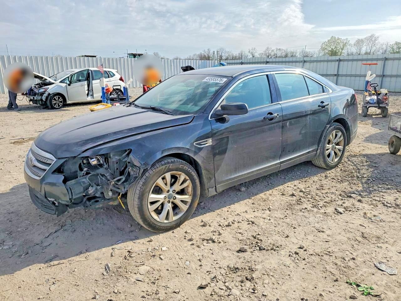 2011 FORD TAURUS