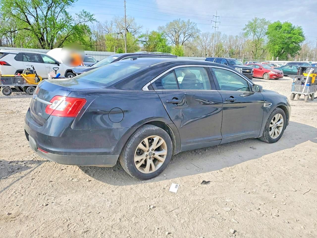 2011 FORD TAURUS SEL photo 7