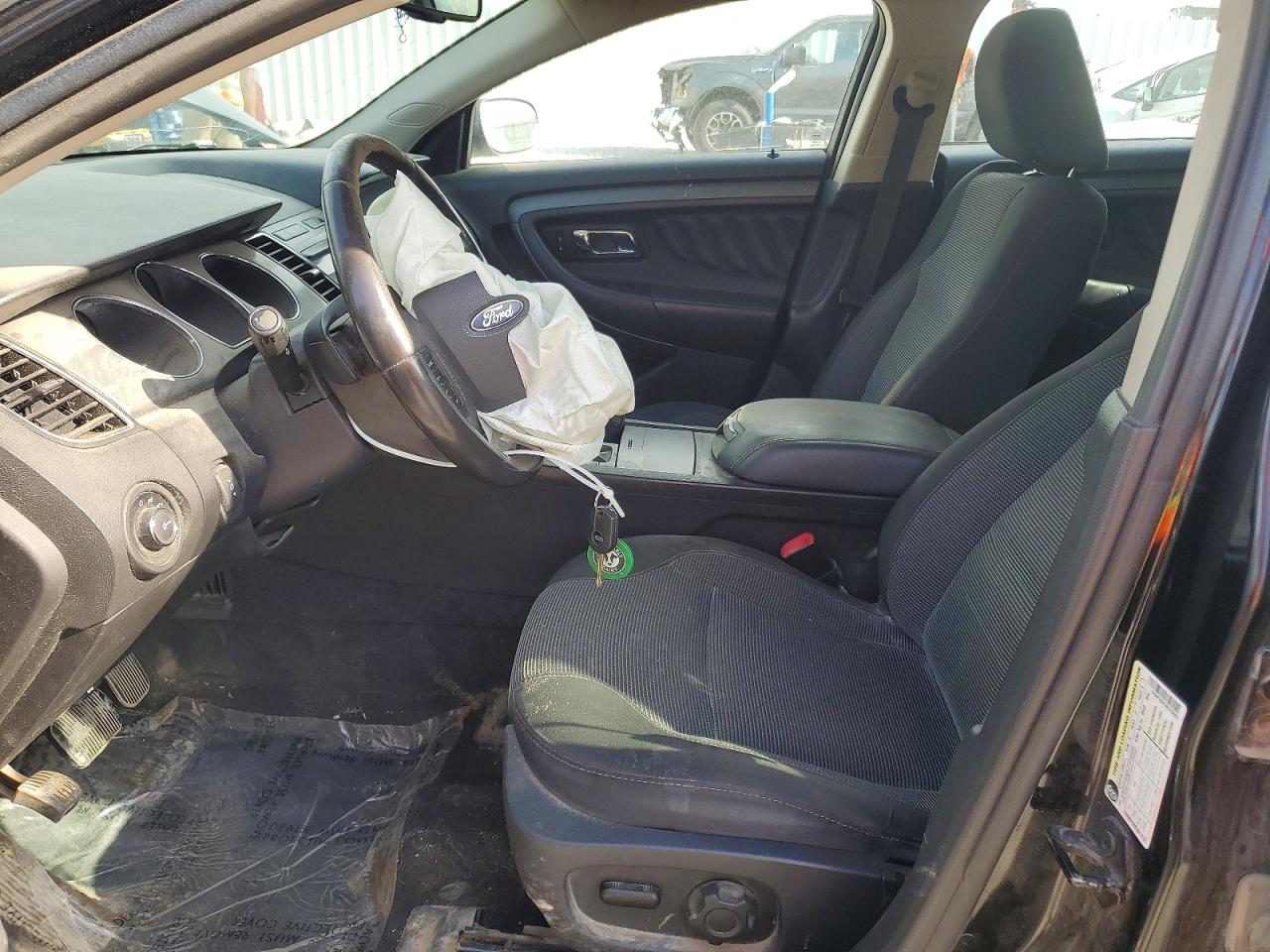 2011 FORD TAURUS SEL photo 19