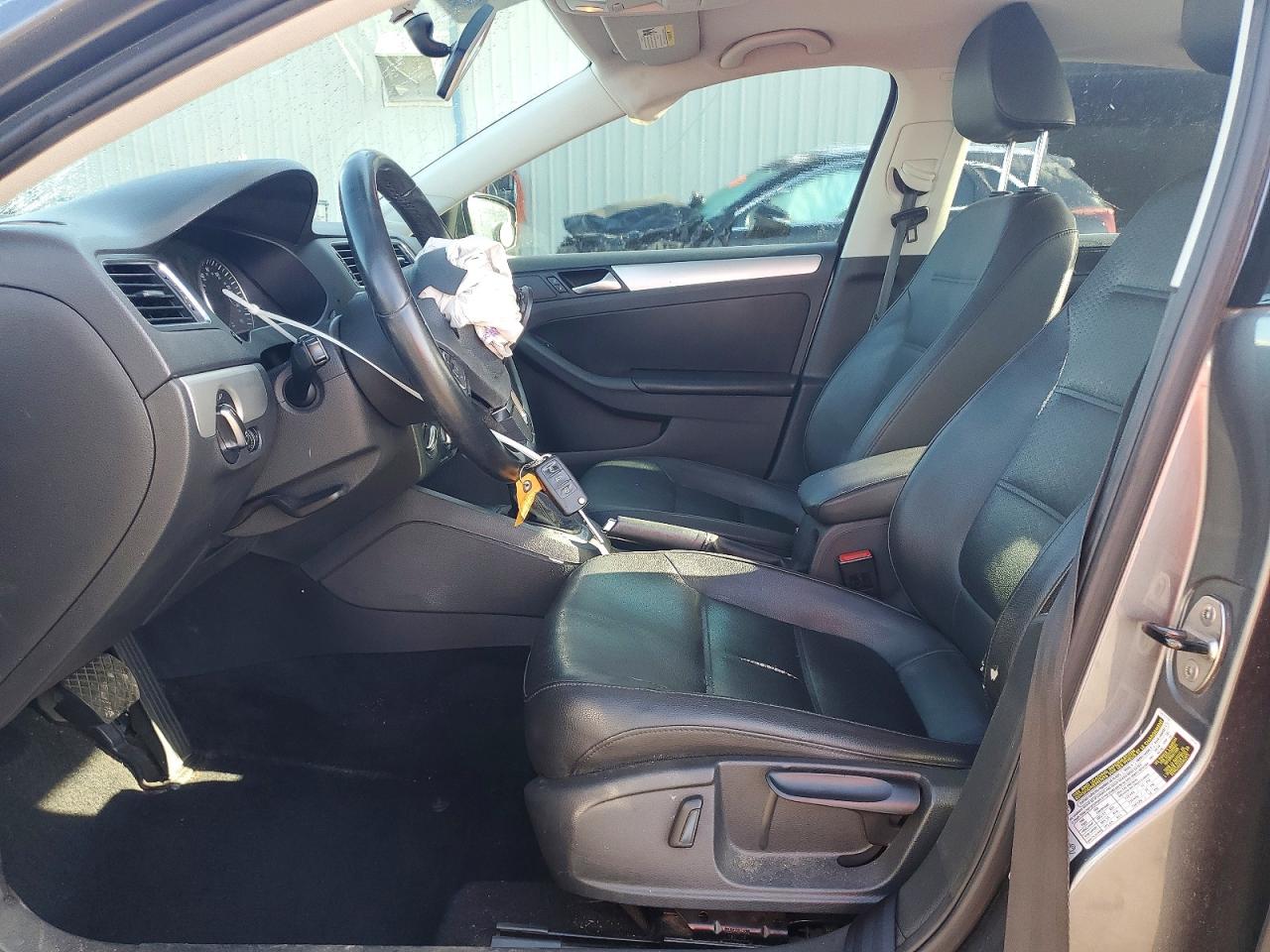 2013 VOLKSWAGEN JETTA SE photo 7