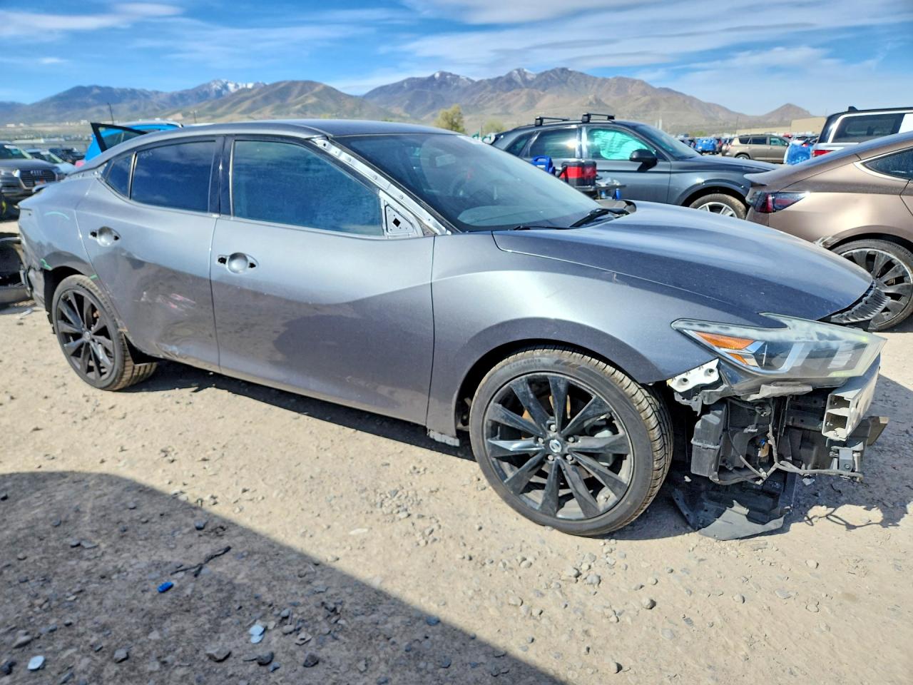 2017 NISSAN MAXIMA photo 10