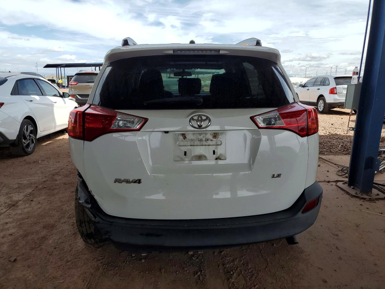 2015 TOYOTA RAV4 LE photo 16