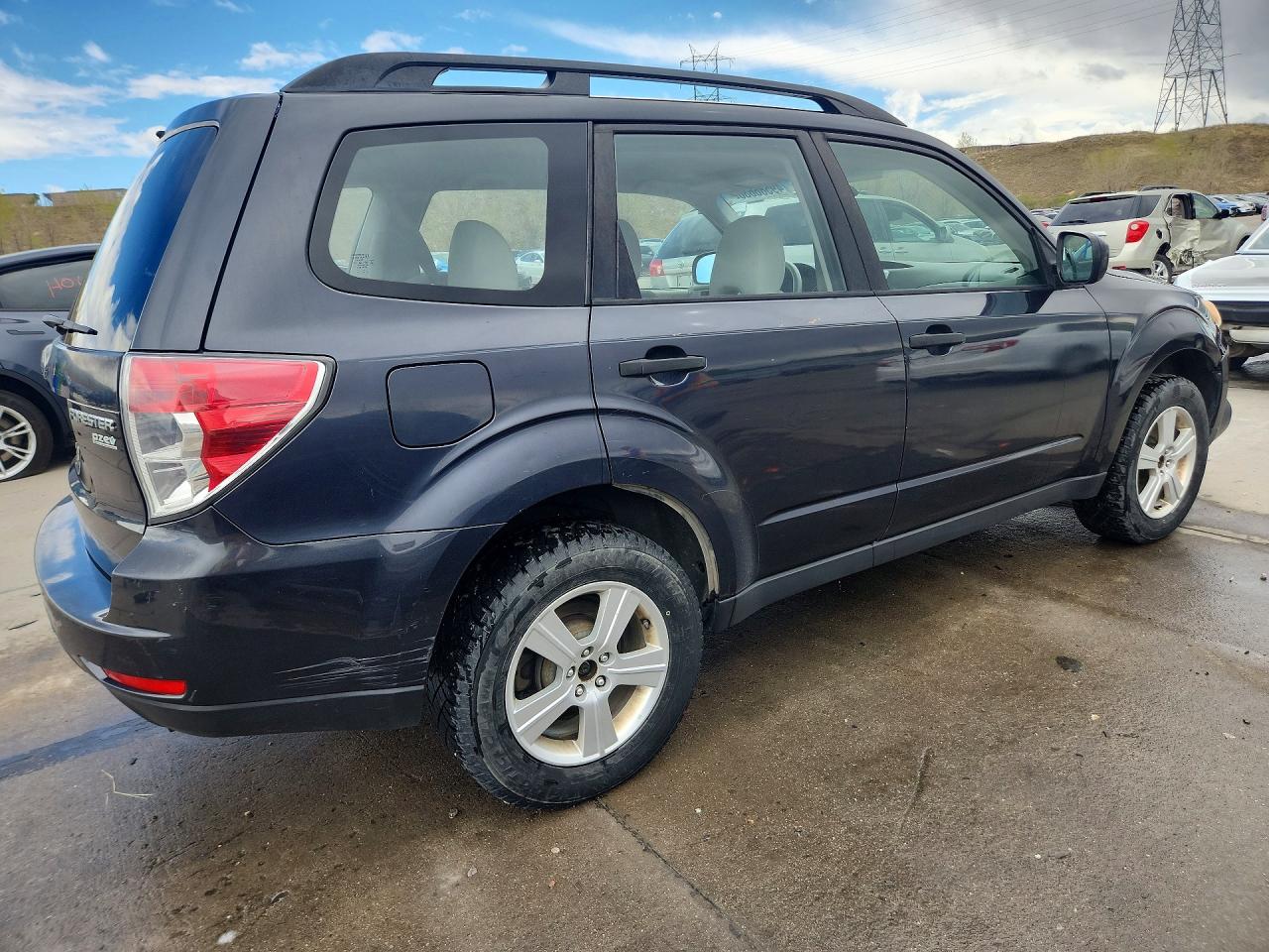 2011 SUBARU FORESTER 2.5X photo 5
